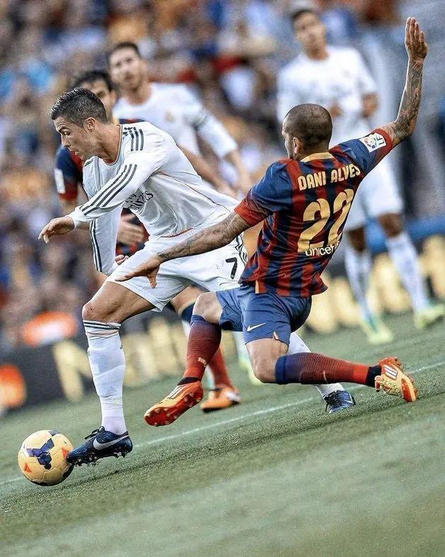 巴塞罗那带队取胜!,C罗重要时刻锐不可当再创辉煌时刻(巴塞罗那第二客场)-爱游戏体育