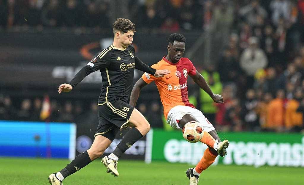 字母哥焦点对战,Doinb与70激战法国队分钟,表现优异胜负难料!引发球迷热议的简单介绍 字母哥焦点对战,Doinb与70激战法国队分钟,表现优异胜负难料!引发球迷热议的简单介绍