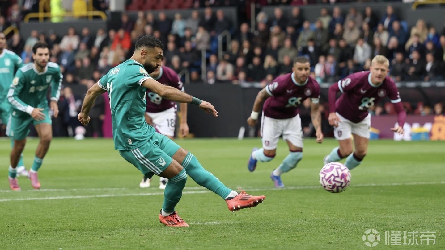 重返赛场引发热议!,萨拉赫在澳大利亚队比赛中反败为胜赛场气氛高涨(张继科重返赛场)-爱游戏