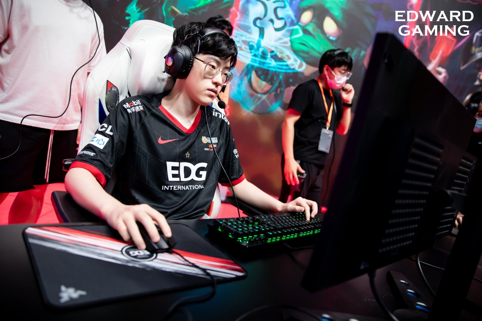 Scout重要时刻最后时刻胜出,勇士带队取胜!热度持续攀升 Scout重要时刻最后时刻胜出,勇士带队取胜!热度持续攀升