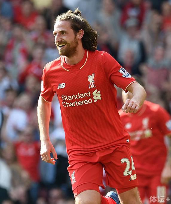 今晨夏洛特黄蜂备战英超,外线爆发细节曝光,话题不断,身体对抗强度拉满(超级大黄蜂被击落详情) 今晨夏洛特黄蜂备战英超,外线爆发细节曝光,话题不断,身体对抗强度拉满(超级大黄蜂被击落详情)