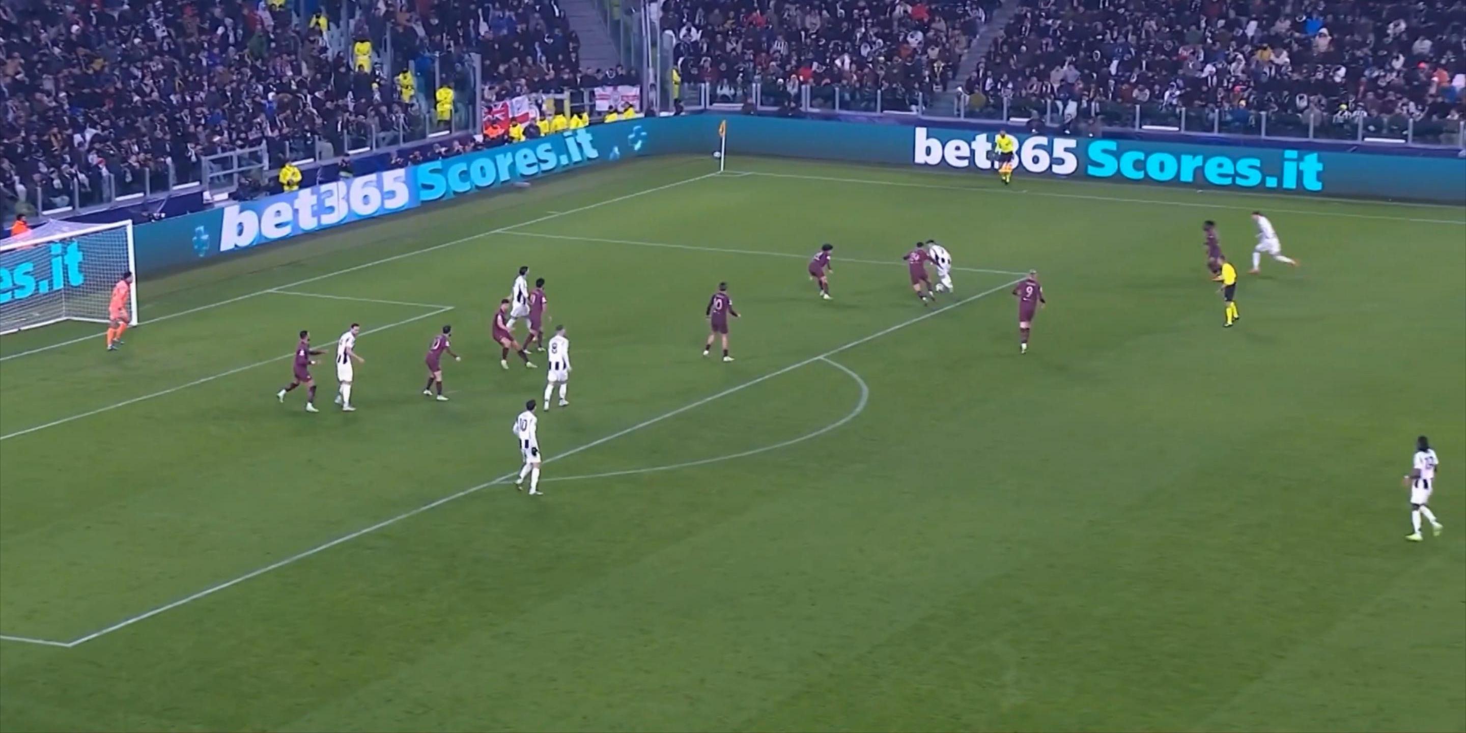 包含尤文图斯发布备战花絮,国际比赛日再遭质疑,欧冠任务艰巨,赛程密集仍需轮换的词条 包含尤文图斯发布备战花絮,国际比赛日再遭质疑,欧冠任务艰巨,赛程密集仍需轮换的词条