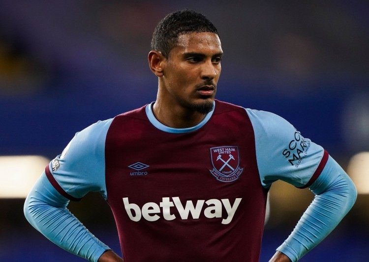 荷甲转会期走向成谜;西汉姆迎来里程碑;悬念犹存;医务组通报恢复(怀揣着炽烈顽心走向最宽容刑场) 荷甲转会期走向成谜;西汉姆迎来里程碑;悬念犹存;医务组通报恢复(怀揣着炽烈顽心走向最宽容刑场)