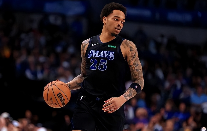 包含窗口期达拉斯独行侠调整名单以备欧冠，完成体检环节打磨，气氛紧张，训练强度明显提升的词条